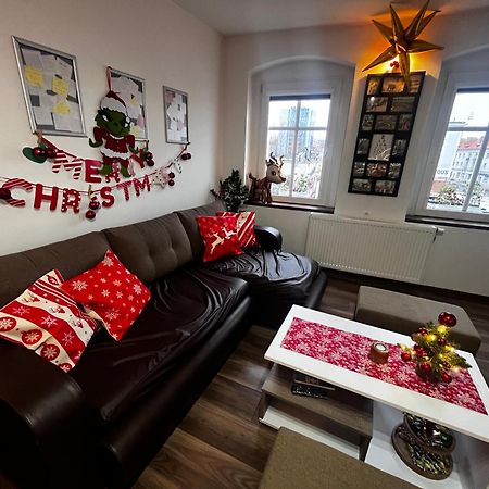 Apartament Crooked Stairs زيلونا غورا المظهر الخارجي الصورة